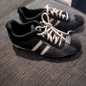 Sketchers Black and White Women's Sneakers - Size 8.5